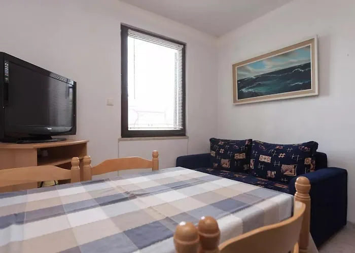 아파트 With A Parking Space Stinjan, - 15256 *